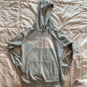The North Face Women's Half Dome Pullover Hoodie